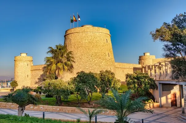 Castillo de Santa Ana, lugar imprescindible que ver en Roquetas de Mar